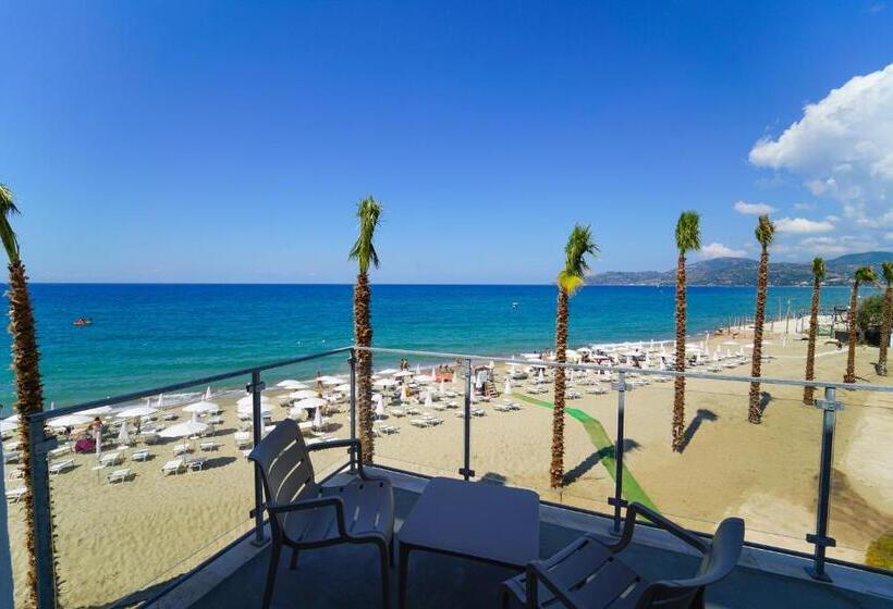 Четырехместный Номер Стандарт Вид на Море, Eleamare Resort