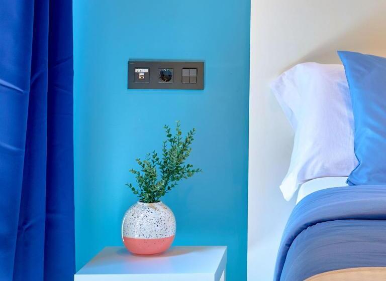 اتاق استاندارد سه تخته با بالکن, Casa Vestali