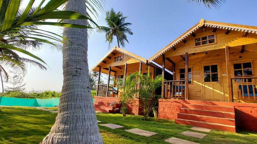 海景标准间带阳台, Parisa Beach Resort Tarkarli Bhogwe