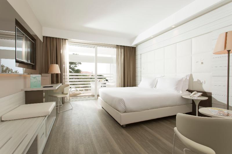 Номер Superior Вид на Сад, Almar Jesolo Resort & Spa