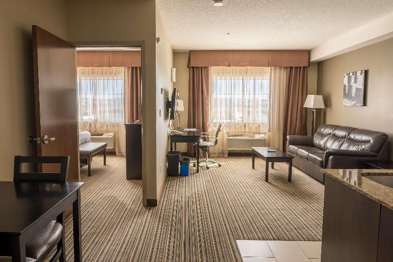 Люкс Кровать Кинг, Best Western Plus Peace River Hotel & Suites