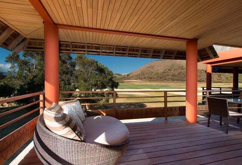 جناح سرير كينج, Sheraton New Caledonia Deva Spa & Golf Resort