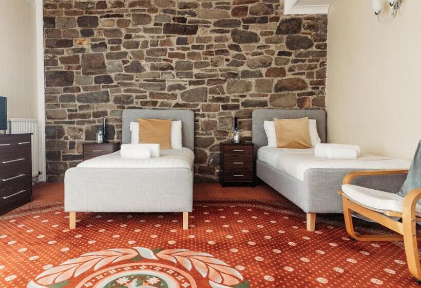 Стандартный Номер Нижний Этаж, Three Wells B&b