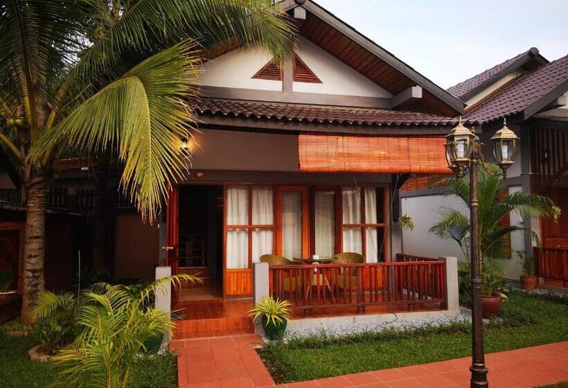 스탠다드 방갈로 정원 전망, Thongbay Guesthouse