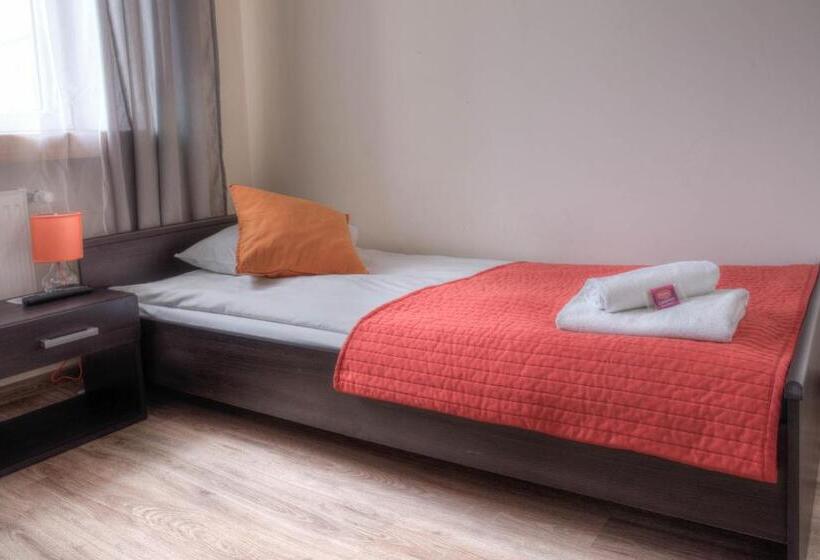 Номер Стандарт Трехместный, Bedrooms Piotrkowska 64