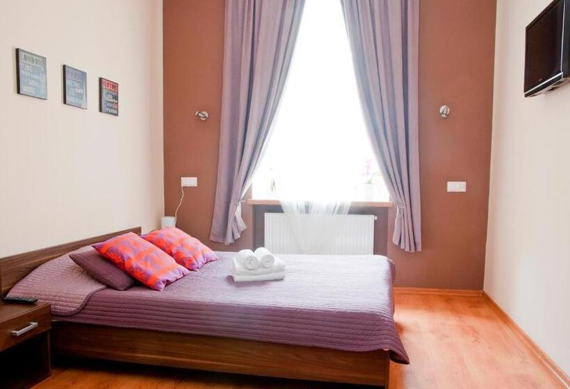 Номер Стандарт, Bedrooms Piotrkowska 64