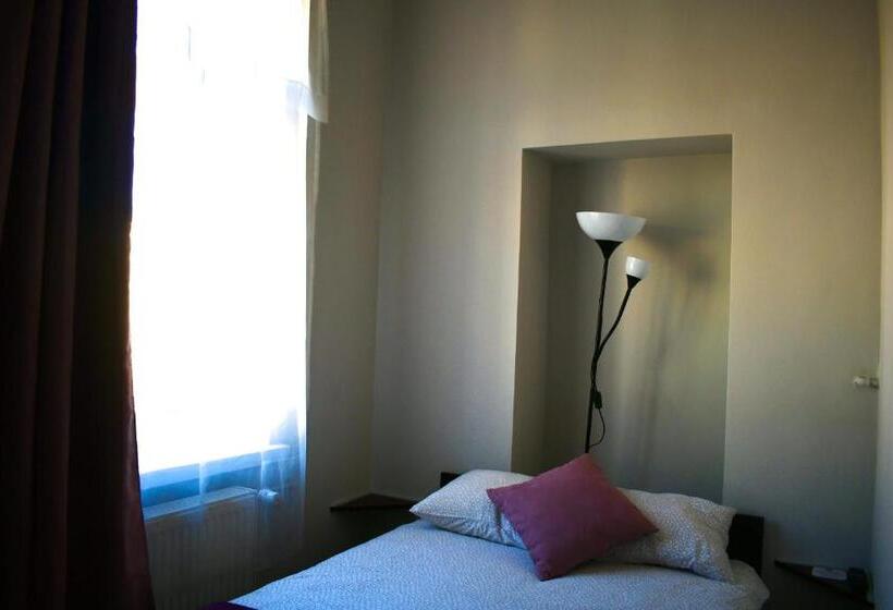 Номер Стандарт Трехместный, Bedrooms Piotrkowska 64