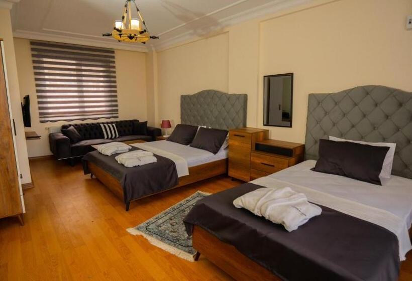اتاق استاندارد چهار تخته با چشم‌انداز دریا, Cihangir By Aydin Suite