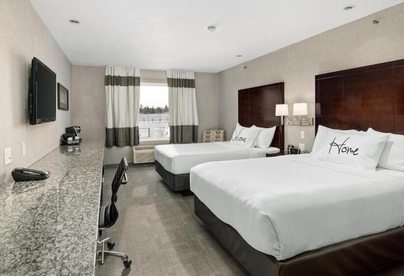 Люкс, Home Inn & Suites  Swift Current