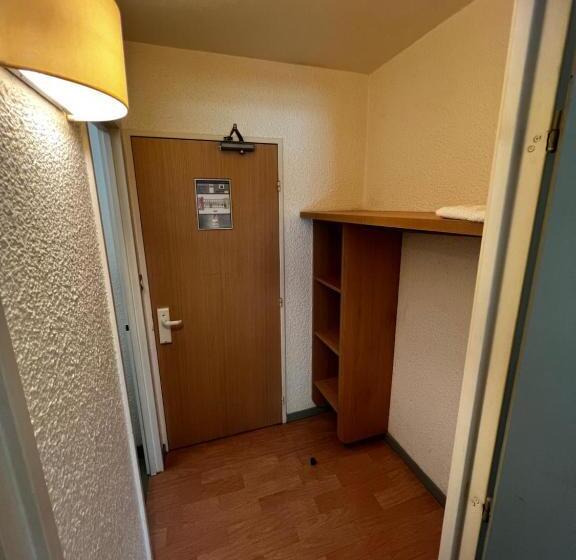 Номер Стандарт, Ibis Budget Marseille Est Porte D Aubagne