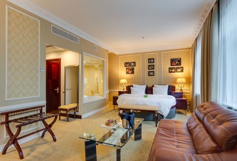 Студия Стандарт, The Rooms Boutique