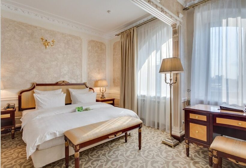 Люкс, The Rooms Boutique