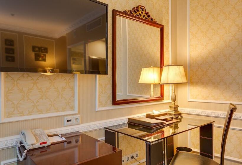Студия Стандарт, The Rooms Boutique
