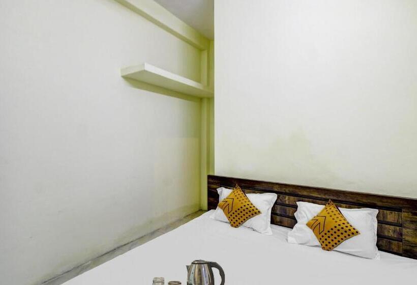 Трехместный Номер Классика, Spot On Hotel Ashoka