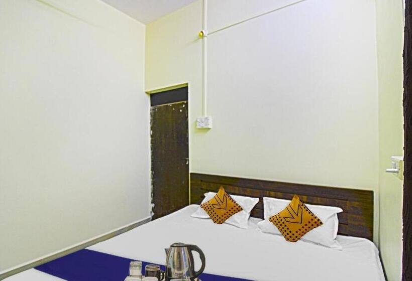 Трехместный Номер Классика, Spot On Hotel Ashoka