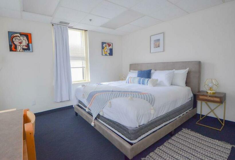 バス共有のスタンダードルーム, Michie House In College Hill