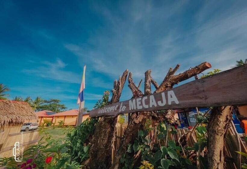 이코노미 룸, Mecaja Beach House