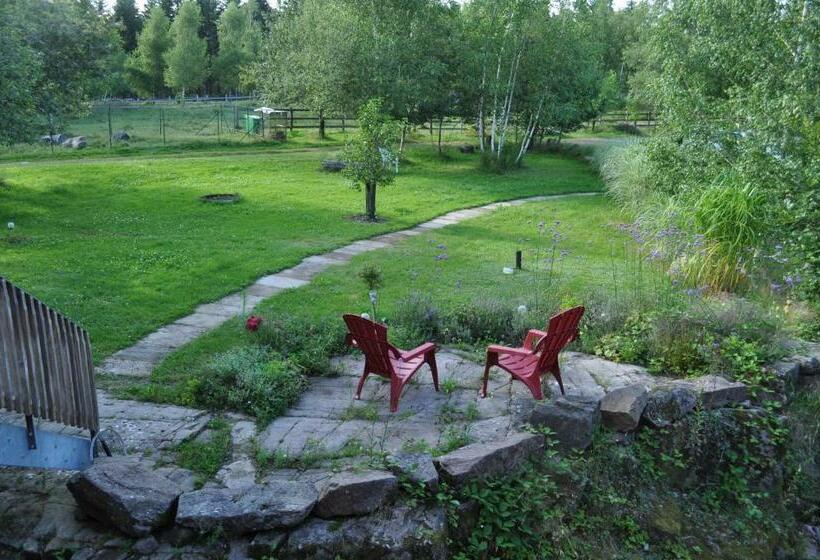 Номер Deluxe с Балконом, Chambre Merisier Dans Une Ferme Avec étang Privé Au Coeur De La Région Des Mille étangs, Faucogney E
