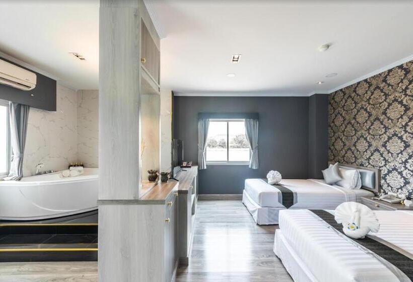 Люкс, Patra Luxury Hotel Suvarnabhumi