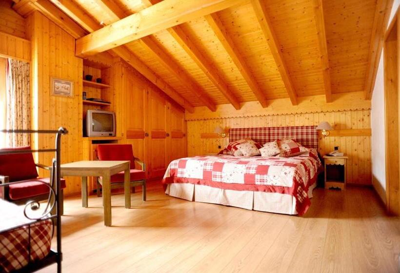 Standard Værelse m. Balkon, Le Chalet De Flore