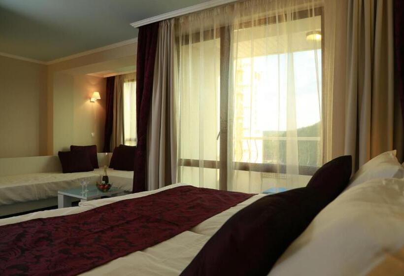 Номер Стандарт с Балконом, Perla Royal Hotel   All Inclusive