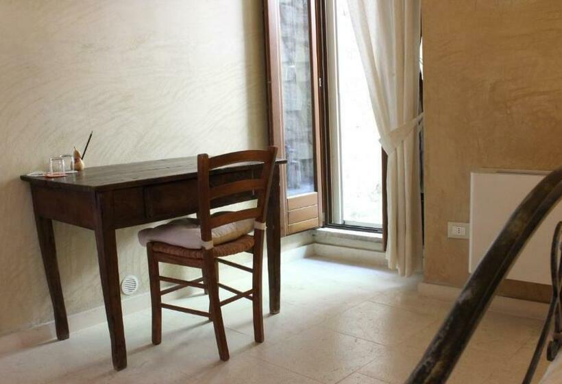 Номер Стандарт, B&b Lo Gnomo