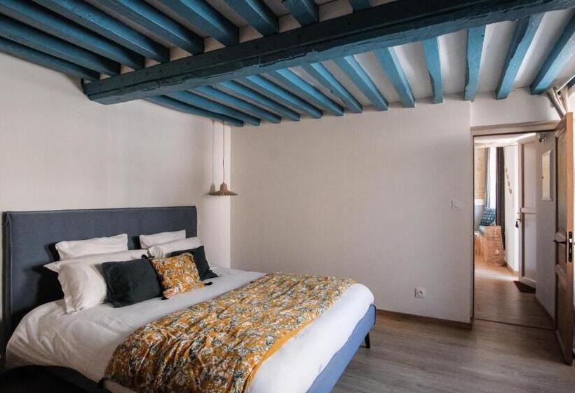 Хижина, Le Domaine De L Hostellerie