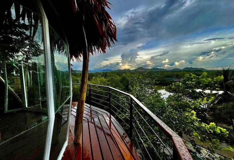 Номер Deluxe Кровать Кинг, Jantara Resort And Restaurant