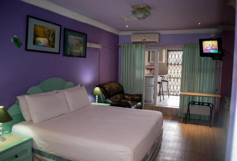 جناح ديلوكس سرير كينج, Lenasia Guest Lodge
