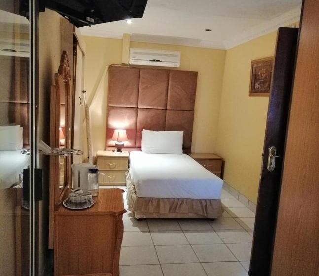 غرفة ديلوكس, Lenasia Guest Lodge