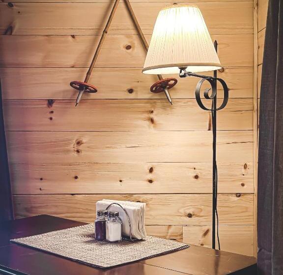 Шале Superior 1 Спальня, White Pine Camp