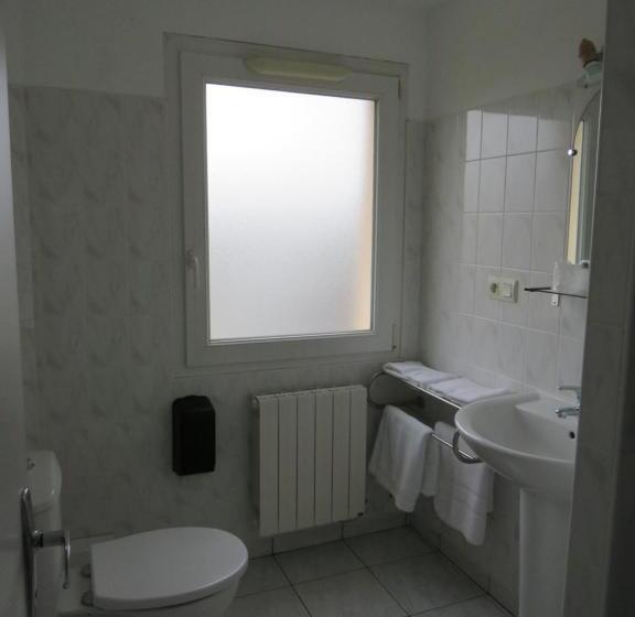 Номер Стандарт, Hôtel De La Grange