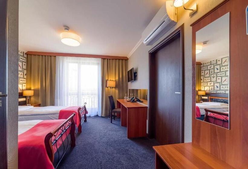 غرفة قياسية, Resort Strzelnica