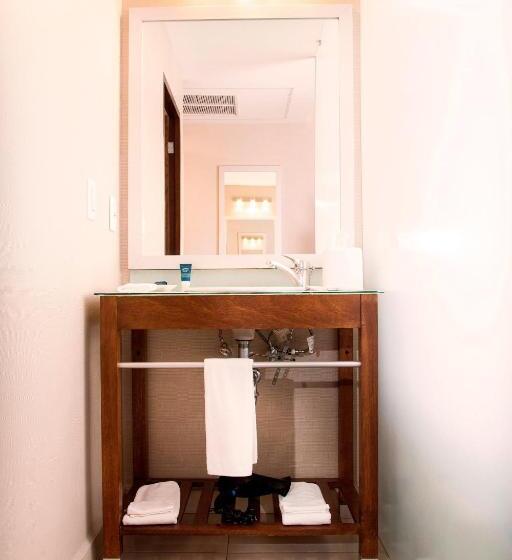 エクゼクティブスイート２ベッドルーム, Four Points By Sheraton Queretaro Norte