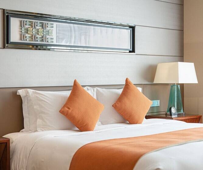 Номер Премиум, Nikko Guangzhou   Free Shuttle Between Hotel And Exhibition Center During Canton Fair