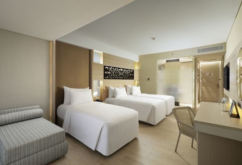 Номер Стандарт Трехместный, Swiss Belhotel Tuban Bali