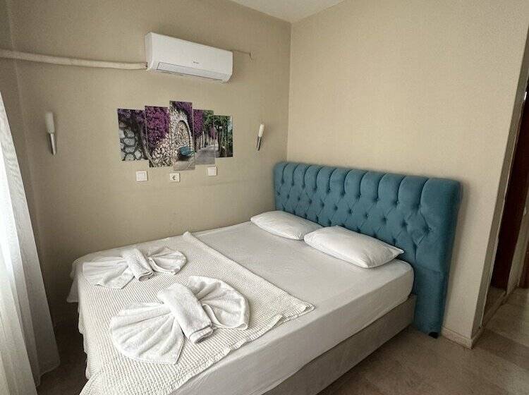 اتاق استاندارد با بالکن, Koz Eren Otel