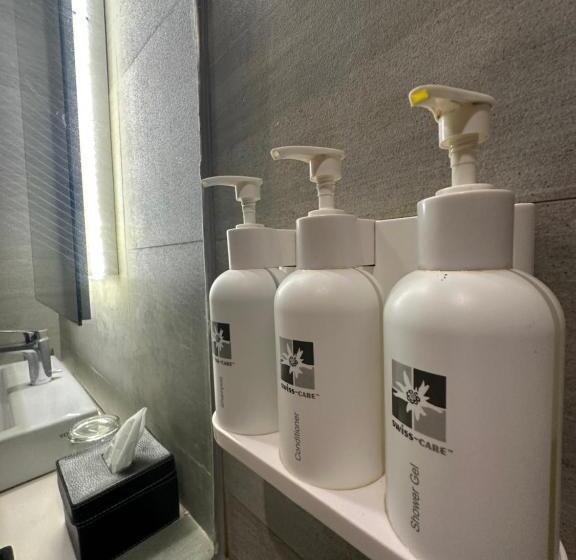 Номер Deluxe Вид на Бассейн, Swiss Belhotel Tuban Bali