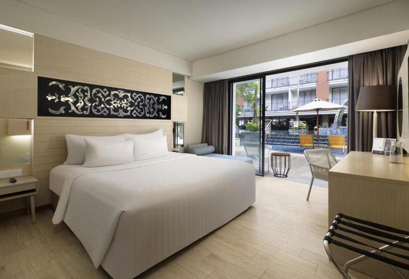 Номер Deluxe Вид на Бассейн, Swiss Belhotel Tuban Bali