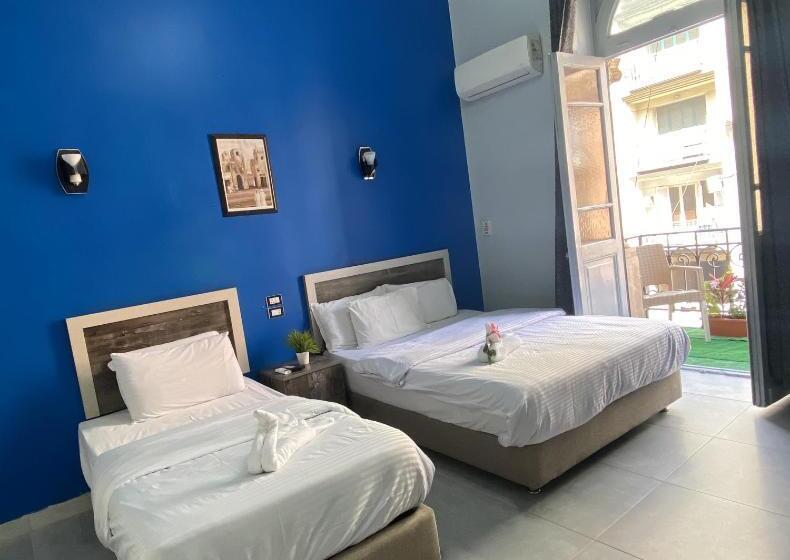اتاق استاندارد سه نفره, The Australian Hostel