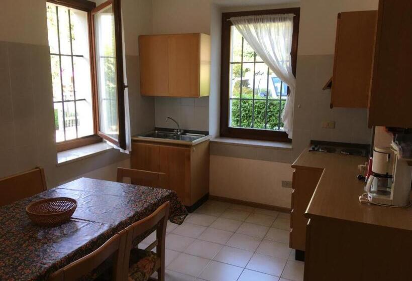Апартаменты 1 Спальня Нижний Этаж, Casa St Uldarico