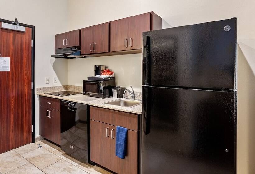스위트, Cobblestone Inn & Suites  Fremont