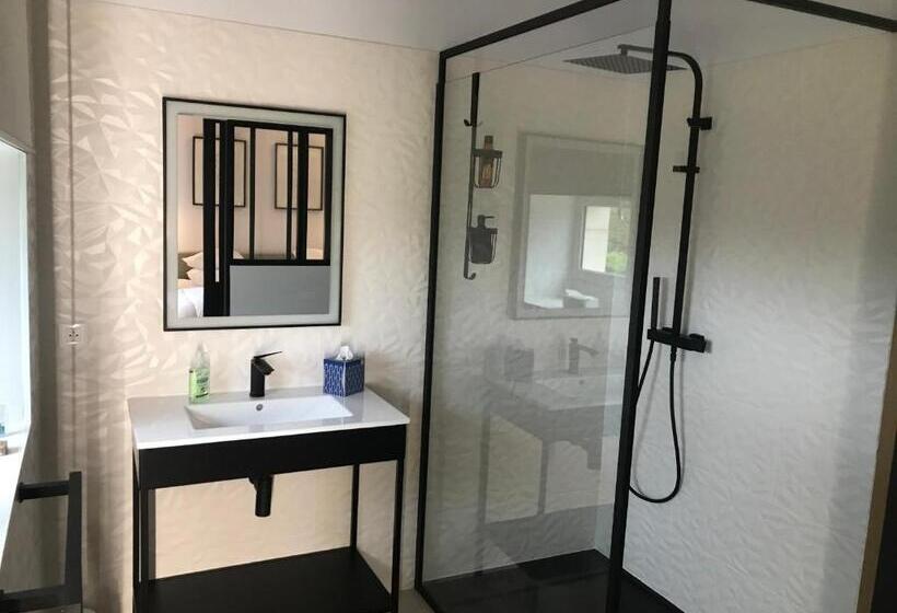 Номер Deluxe Кровать Кинг, Le Petit Caviste   Chambres D Hôtes & Suites
