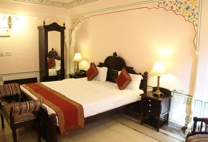 Camera Deluxe, Welcomheritage Traditional Haveli