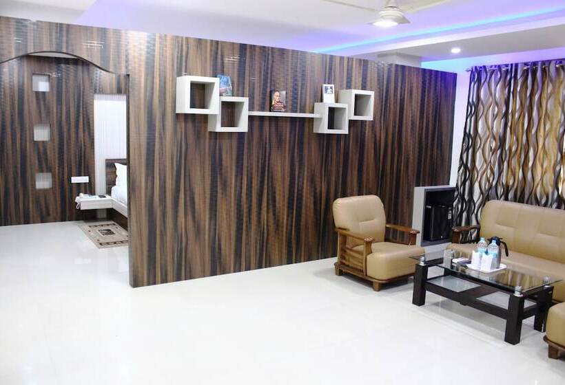 سوییت لوکس, Bodhgaya Regency