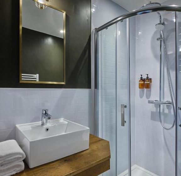 キングサイズベッドのスタンダードルーム, The Bath