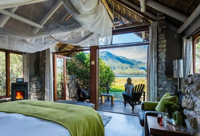 샬레, Mosaic Lagoon Lodge