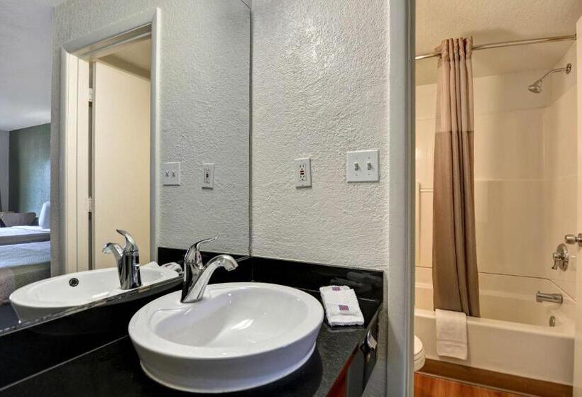 Suite, Motel 6 Destin, Fl