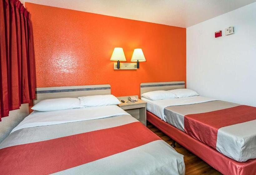 Четырехместный Номер Deluxe, Motel 6vacaville, Ca