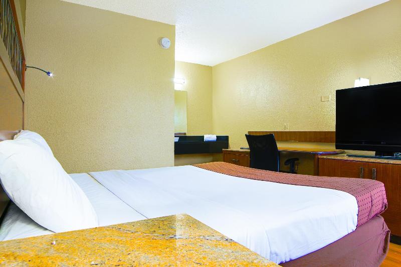 Номер Стандарт, Econo Lodge